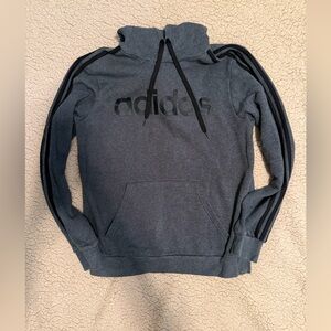Adidas Sweatshirt